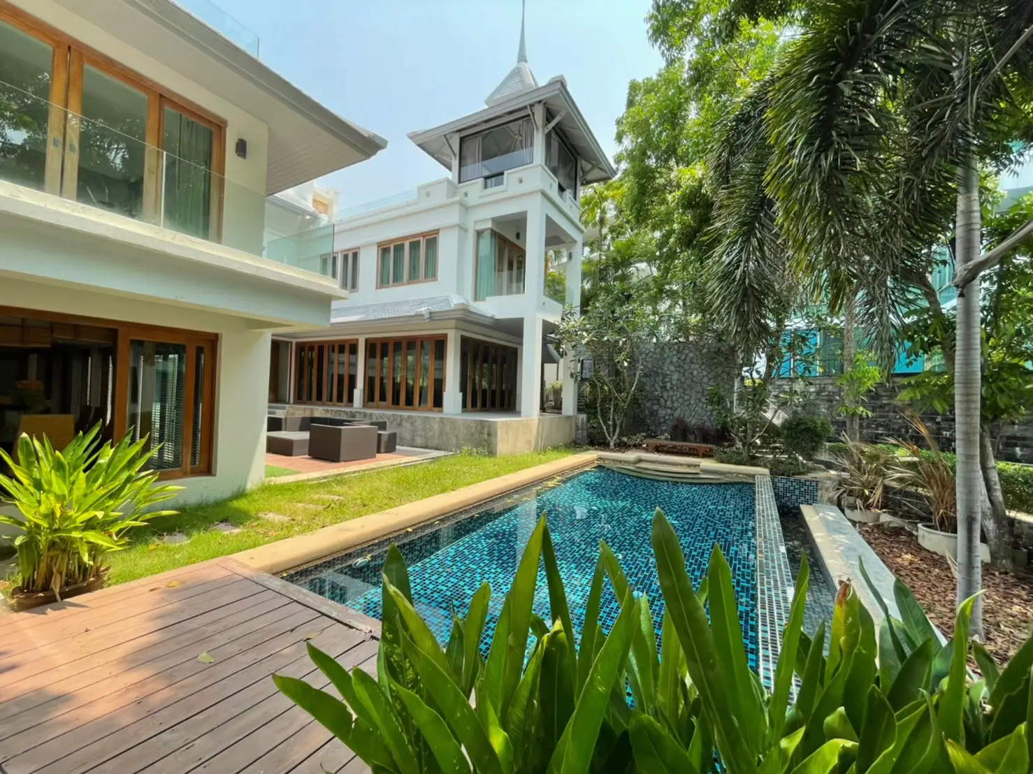 Private Beachfront Pool Villa House — photo 2