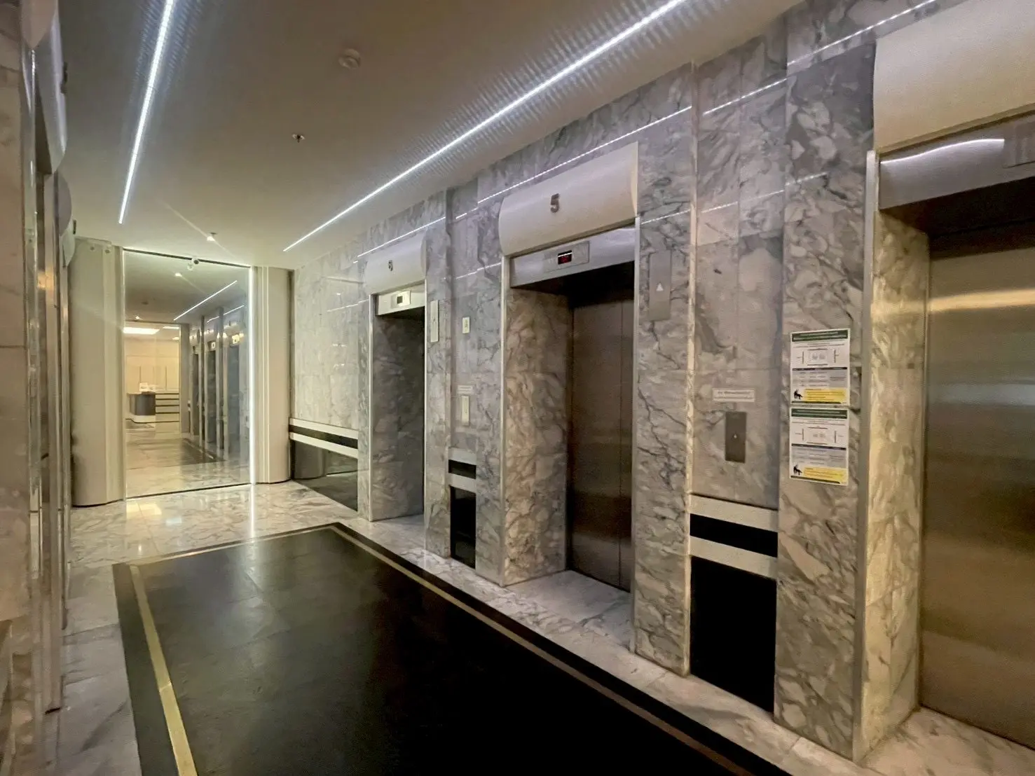 Sathorn House Condominium — photo 2