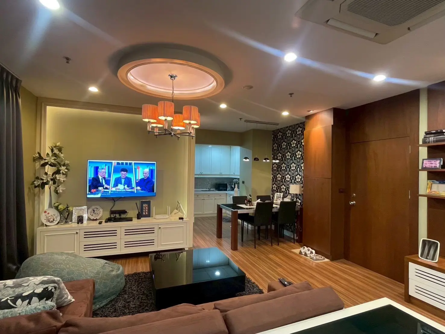 Sathorn House Condominium — photo 4