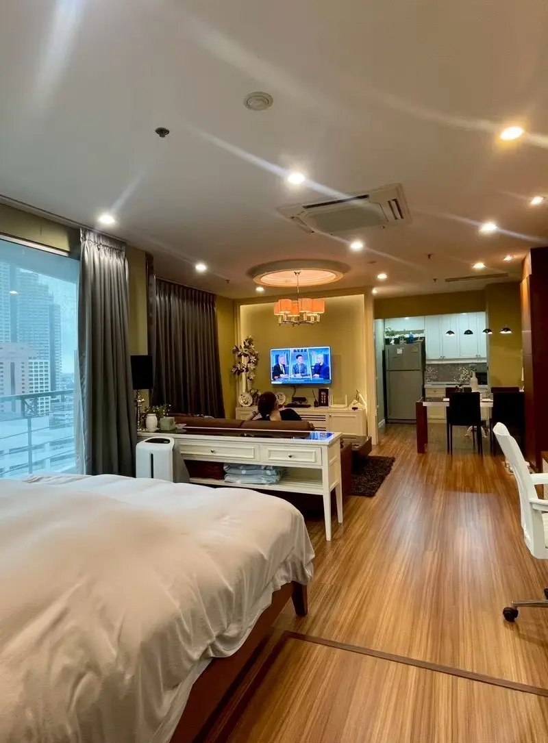 Sathorn House Condominium — photo 15
