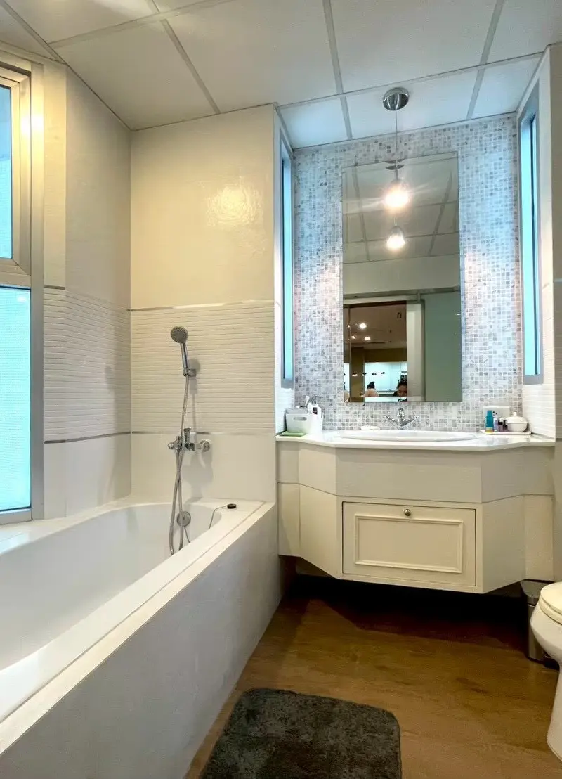 Sathorn House Condominium — photo 28