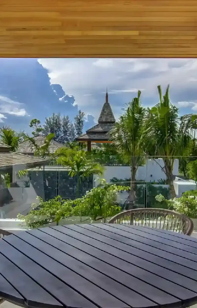Botanica Four Seasons - Summer Signature Tropical Balinese