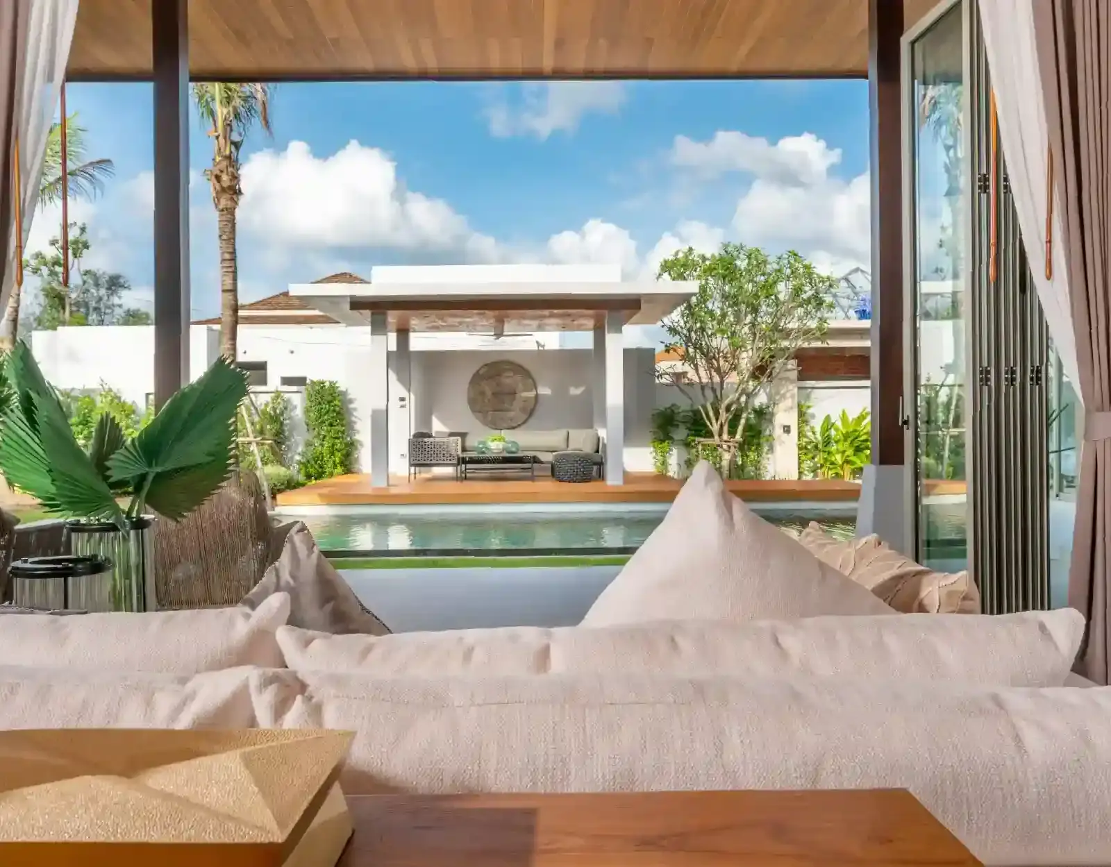 Botanica Four Seasons - Summer Signature Tropical Balinese