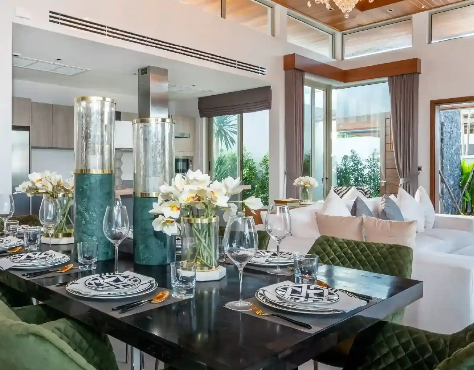 Botanica Four Seasons - Summer Signature Tropical Balinese