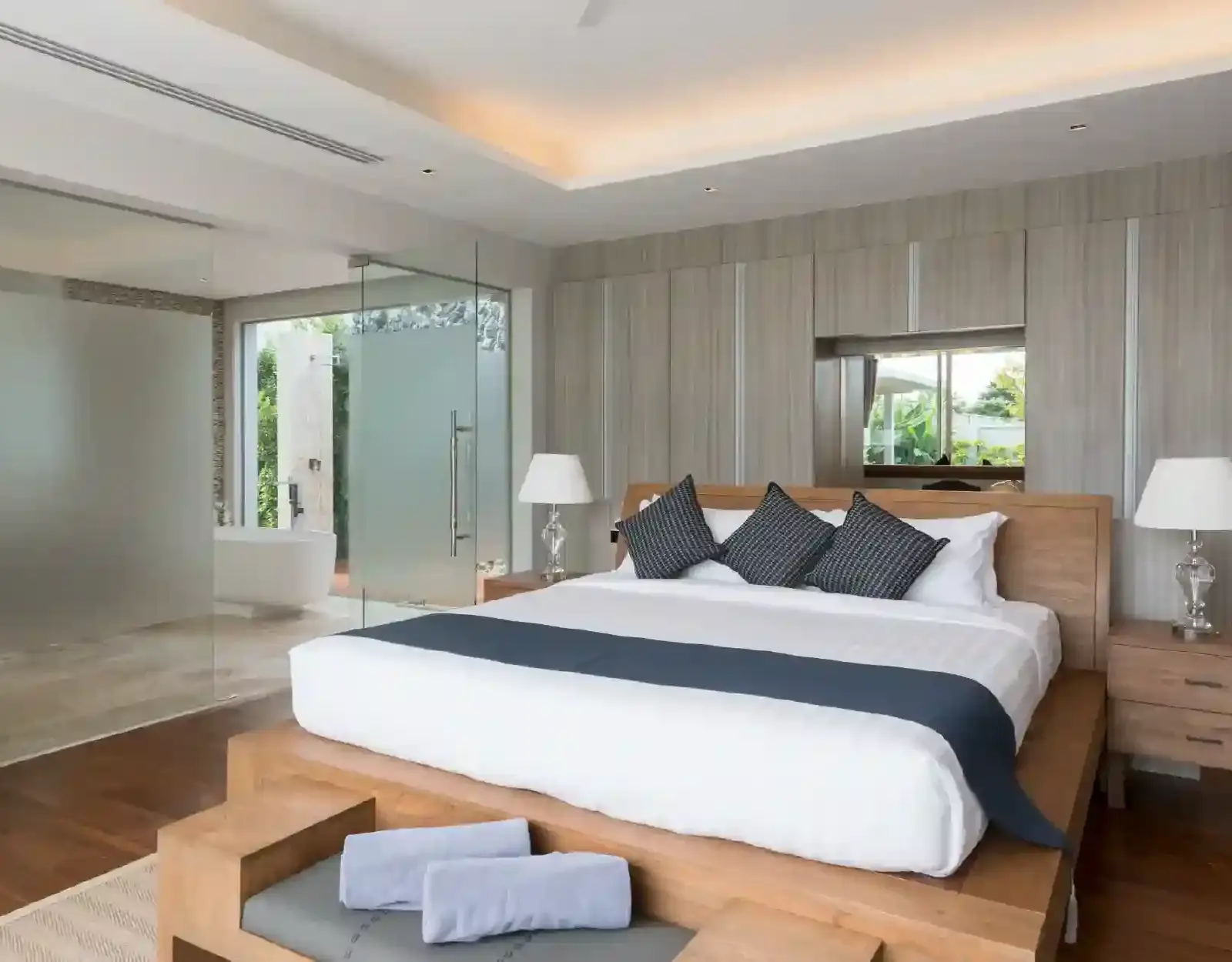 Botanica Four Seasons - Summer Signature Tropical Balinese