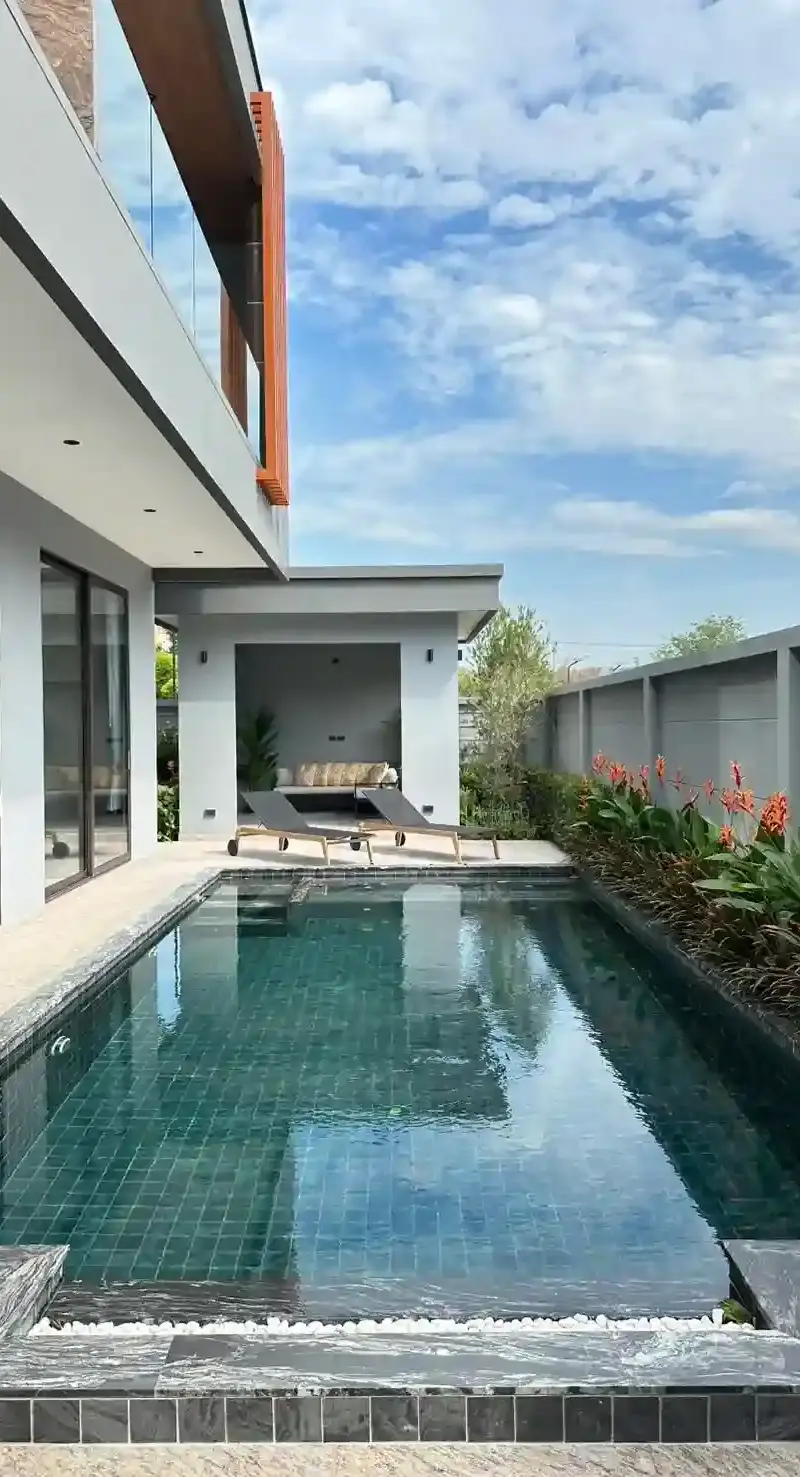 Madcha Le Villa