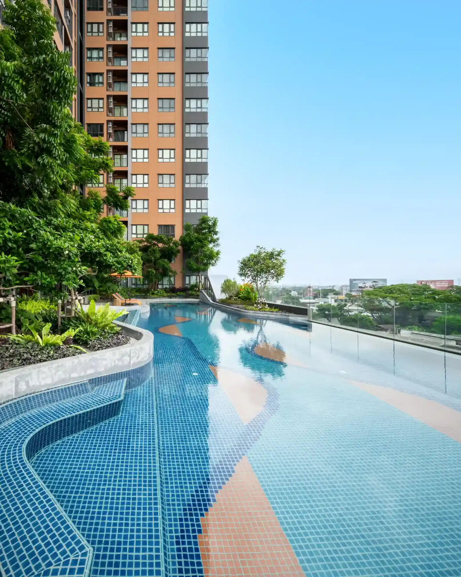 THE BASE Height-Chiang Mai